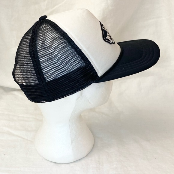 Vans Classic Patch Black And White Trucker Snapback Hat - Picture 8 of 15